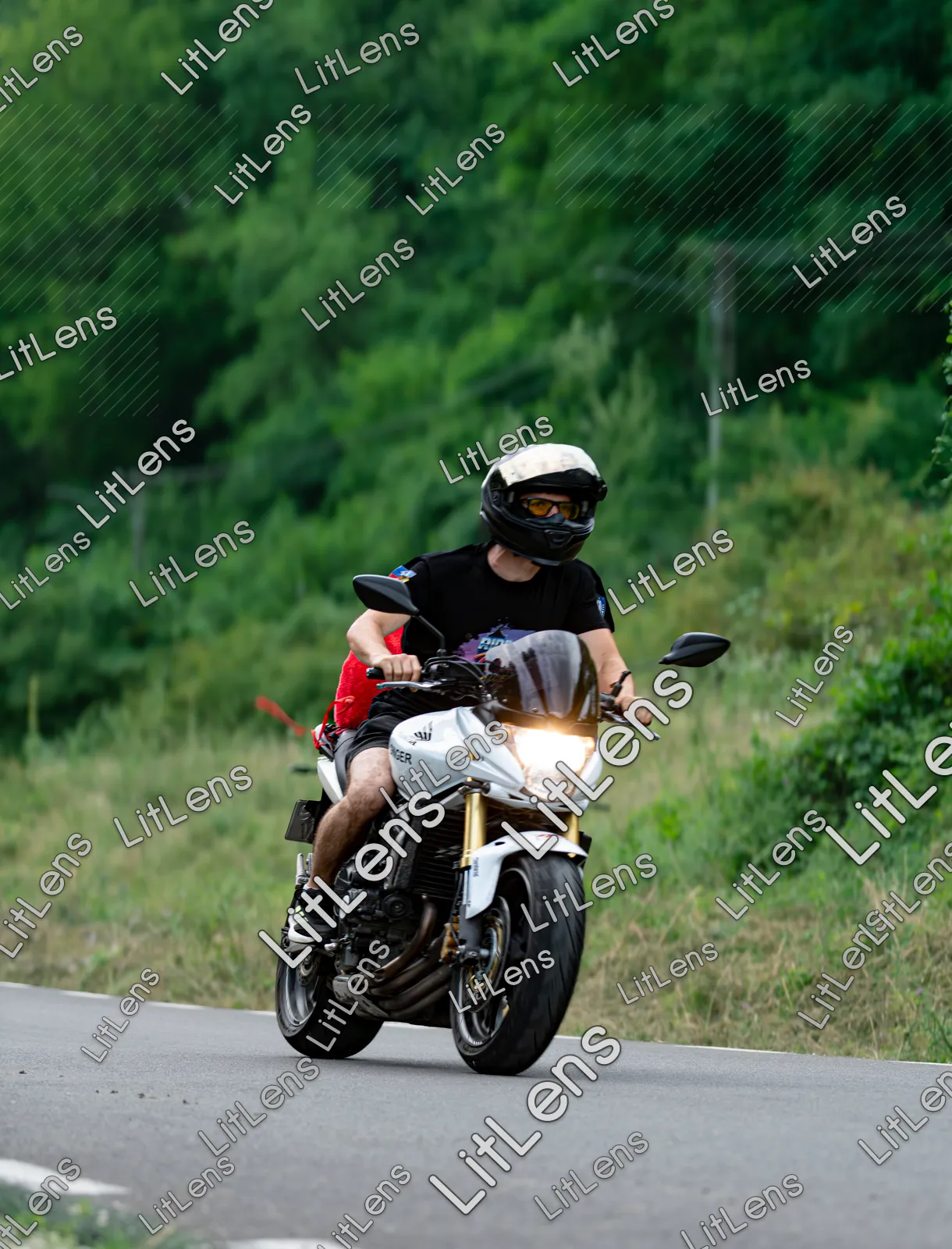 Fotografie din categoria Ride the Vibe ( Ziua 2 )