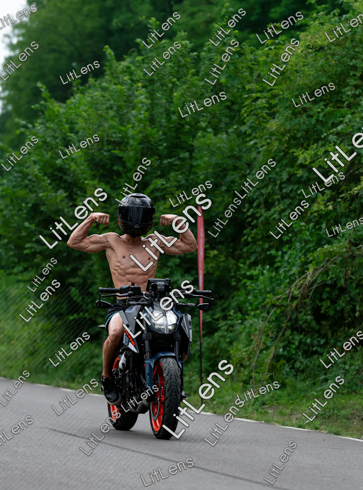 Fotografie din categoria Ride the Vibe ( Ziua 2 )