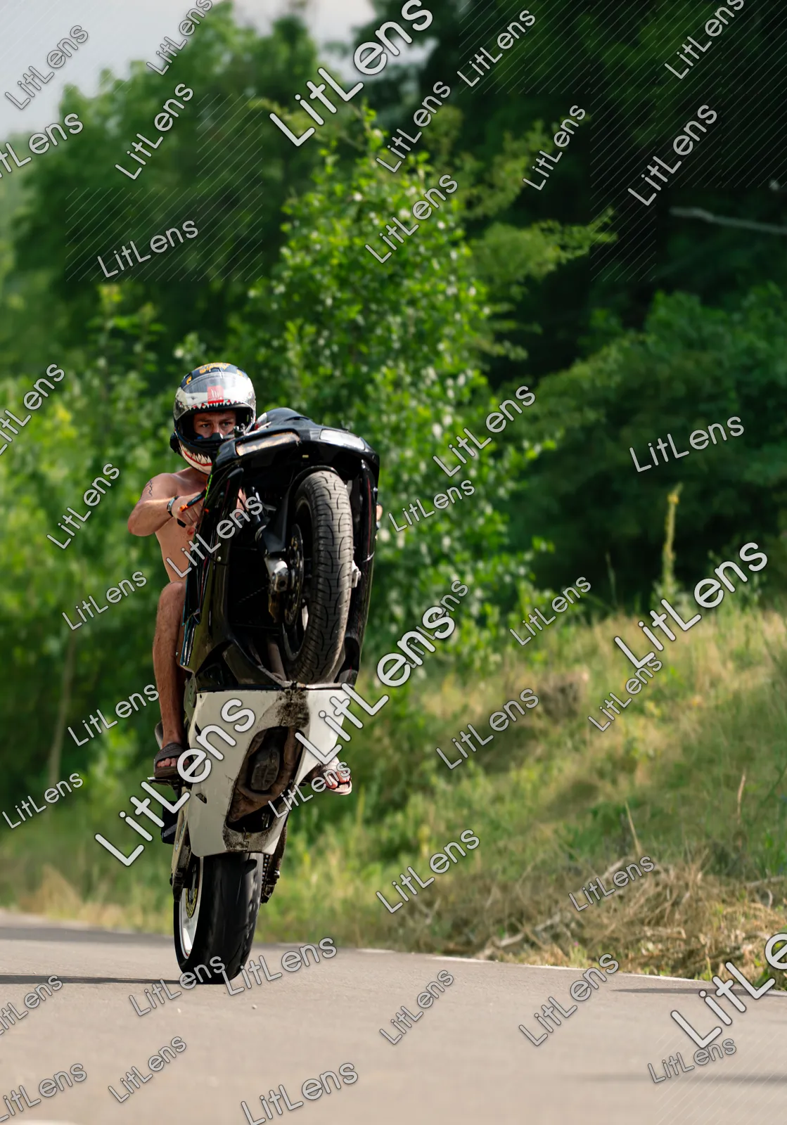 Fotografie din categoria Ride the Vibe ( Ziua 2 )