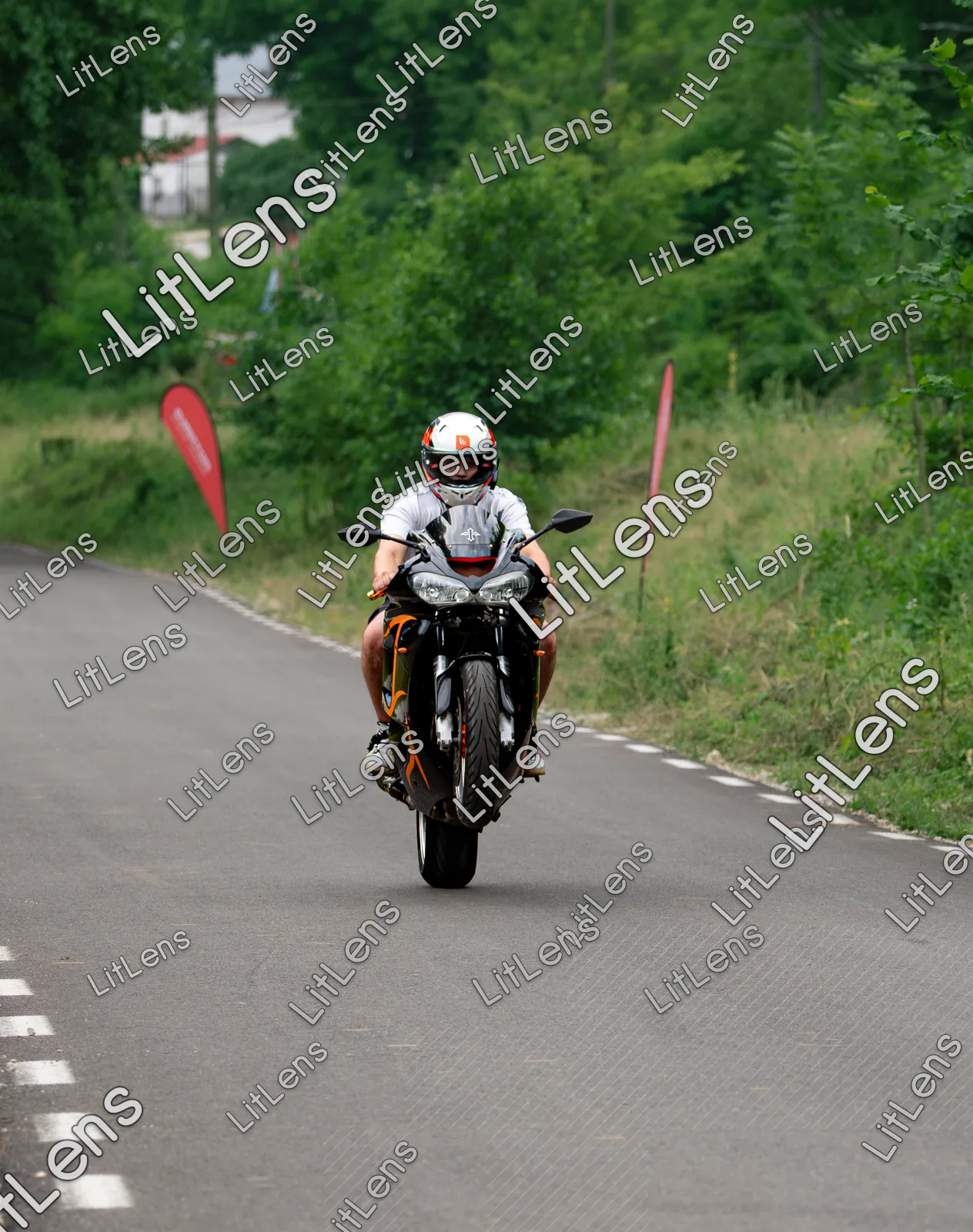 Fotografie din categoria Ride the Vibe ( Ziua 1 )