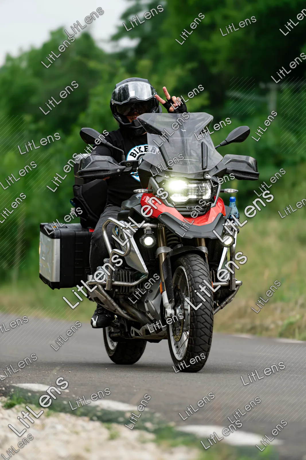 Fotografie din categoria Ride the Vibe ( Ziua 2 )
