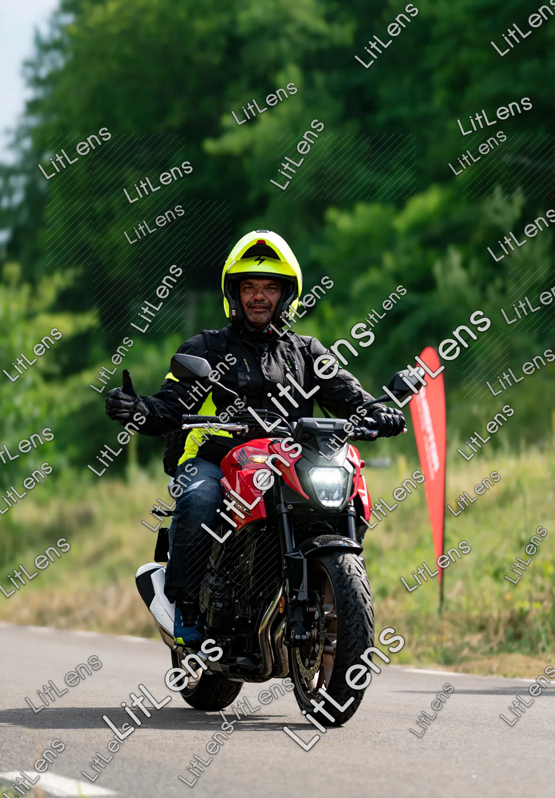 Fotografie din categoria Ride the Vibe ( Ziua 2 )