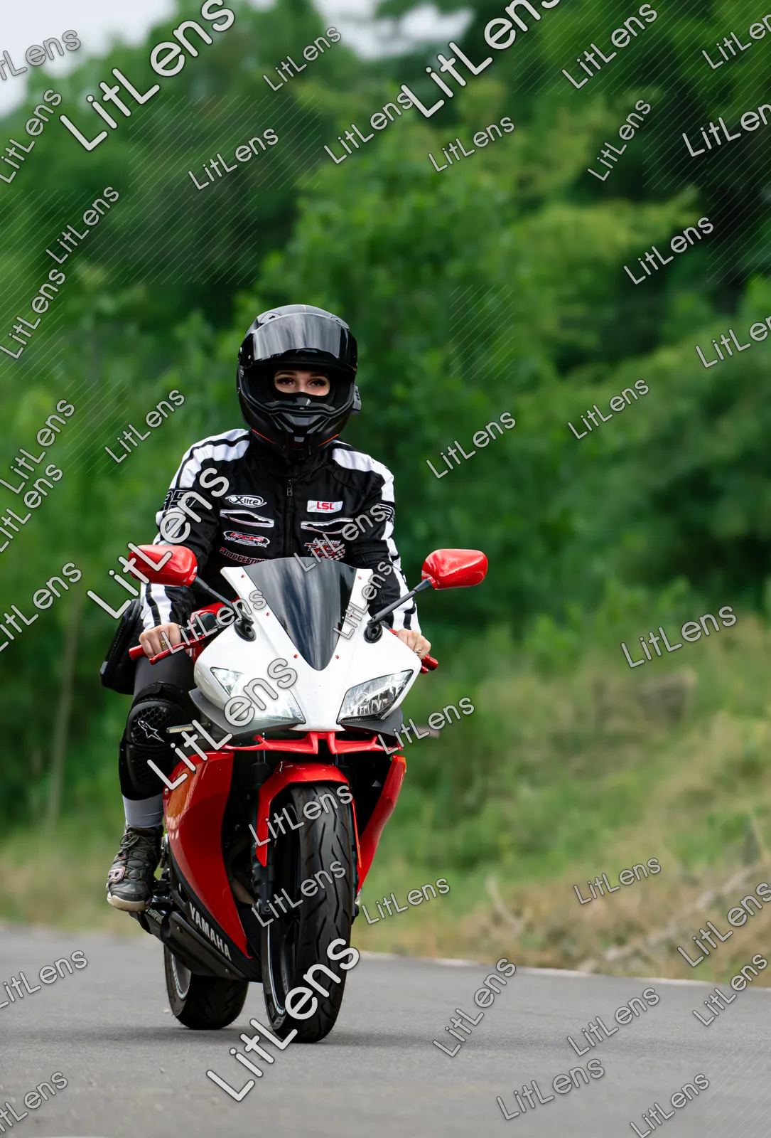Fotografie din categoria Ride the Vibe ( Ziua 2 )