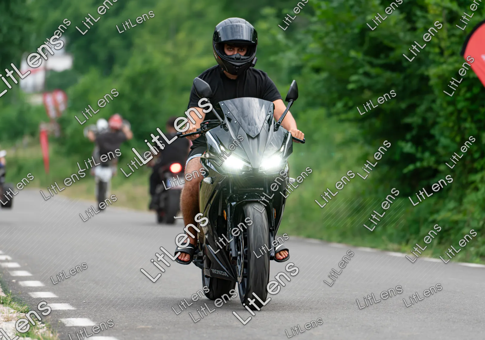 Fotografie din categoria Ride the Vibe ( Ziua 1 )