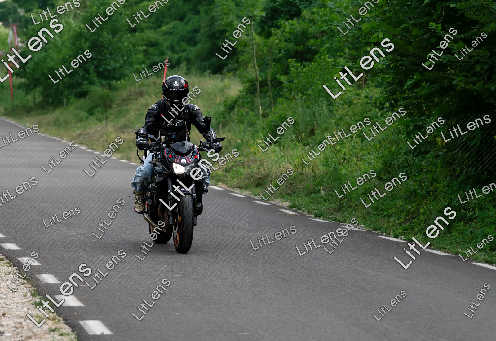 Fotografie din categoria Ride the Vibe ( Ziua 1 )