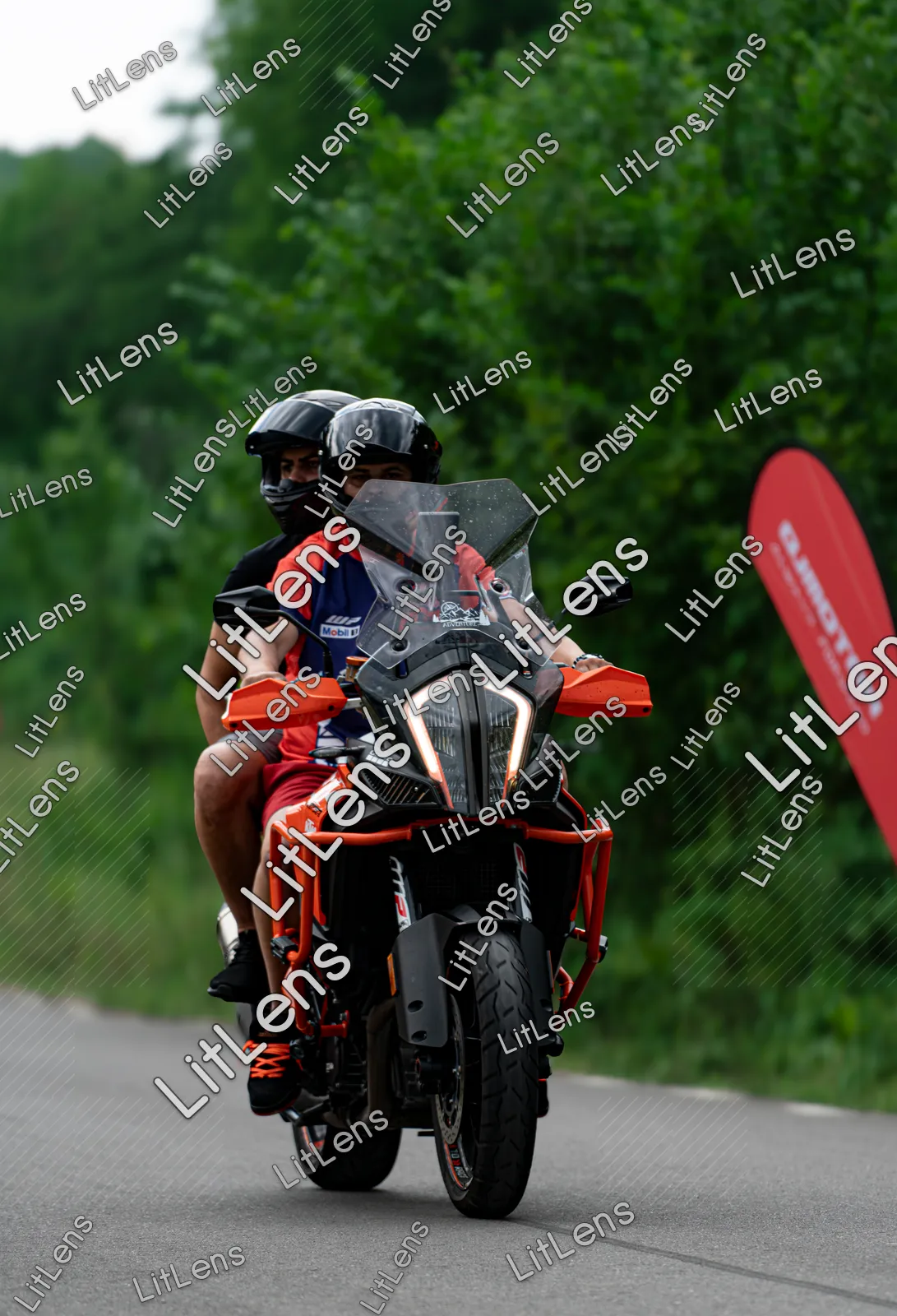 Fotografie din categoria Ride the Vibe ( Ziua 2 )