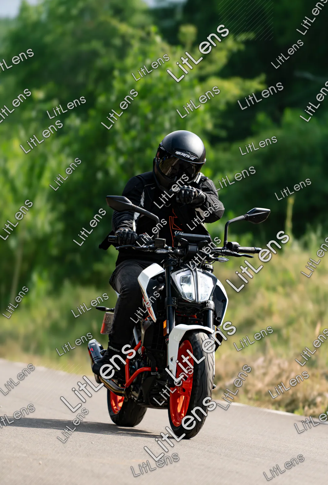Fotografie din categoria Ride the Vibe ( Ziua 2 )