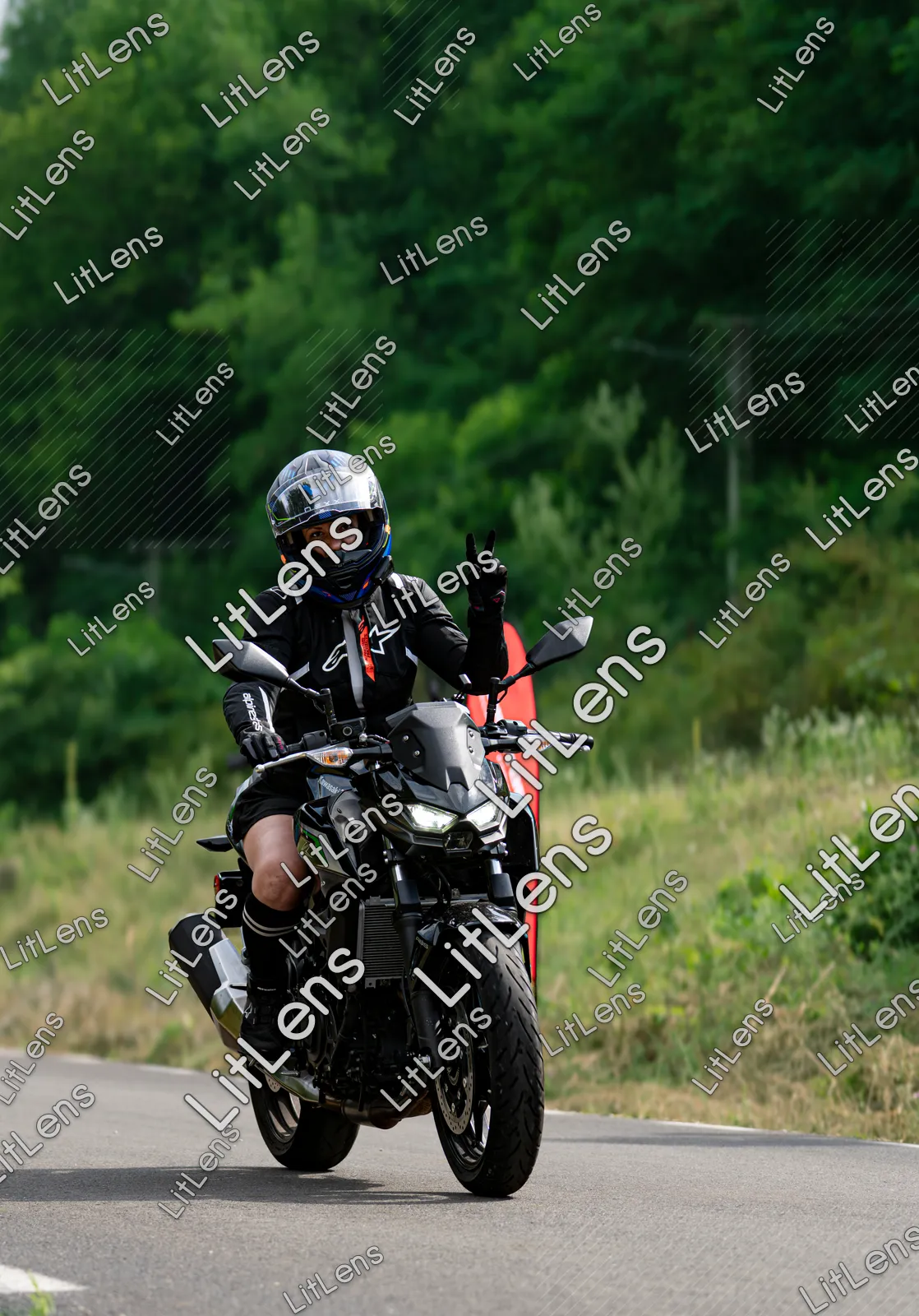 Fotografie din categoria Ride the Vibe ( Ziua 2 )