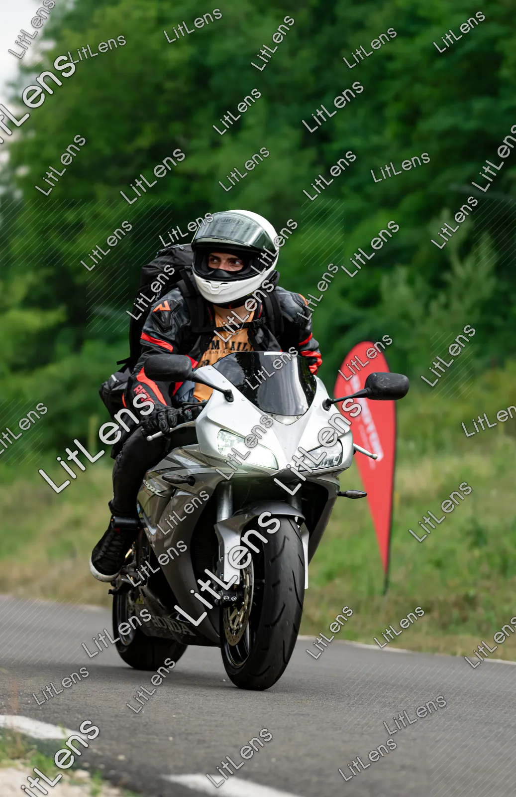 Fotografie din categoria Ride the Vibe ( Ziua 2 )