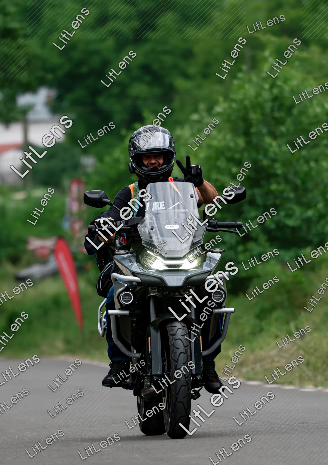 Fotografie din categoria Ride the Vibe ( Ziua 1 )