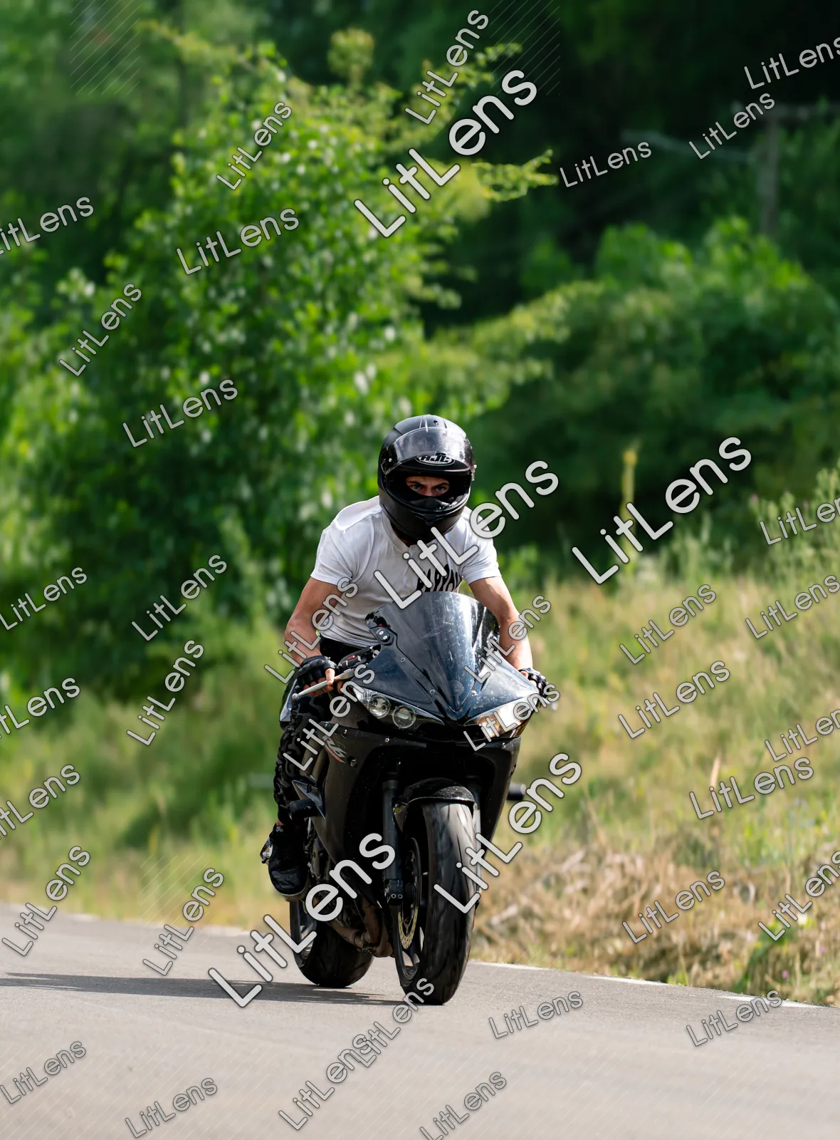 Fotografie din categoria Ride the Vibe ( Ziua 2 )
