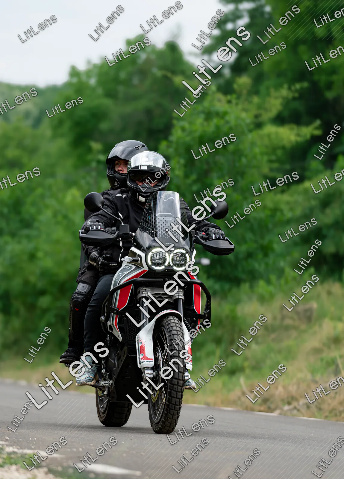 Fotografie din categoria Ride the Vibe ( Ziua 2 )