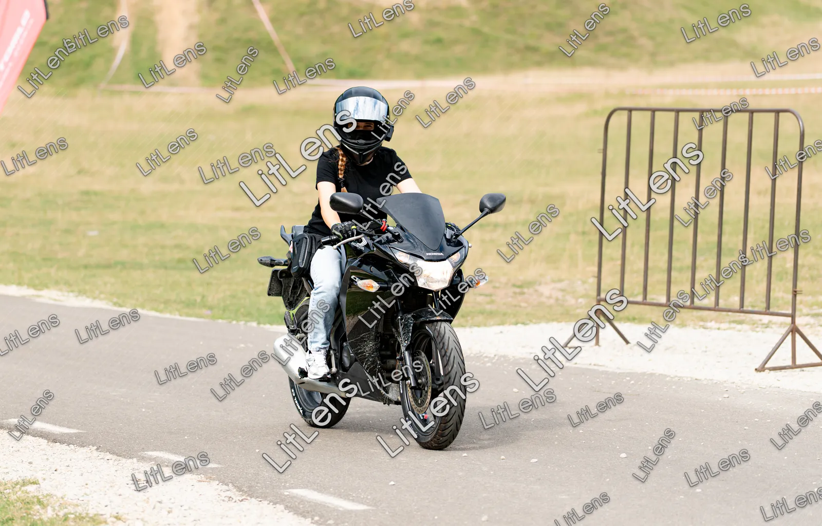Fotografie din categoria Ride the Vibe ( Ziua 1 )
