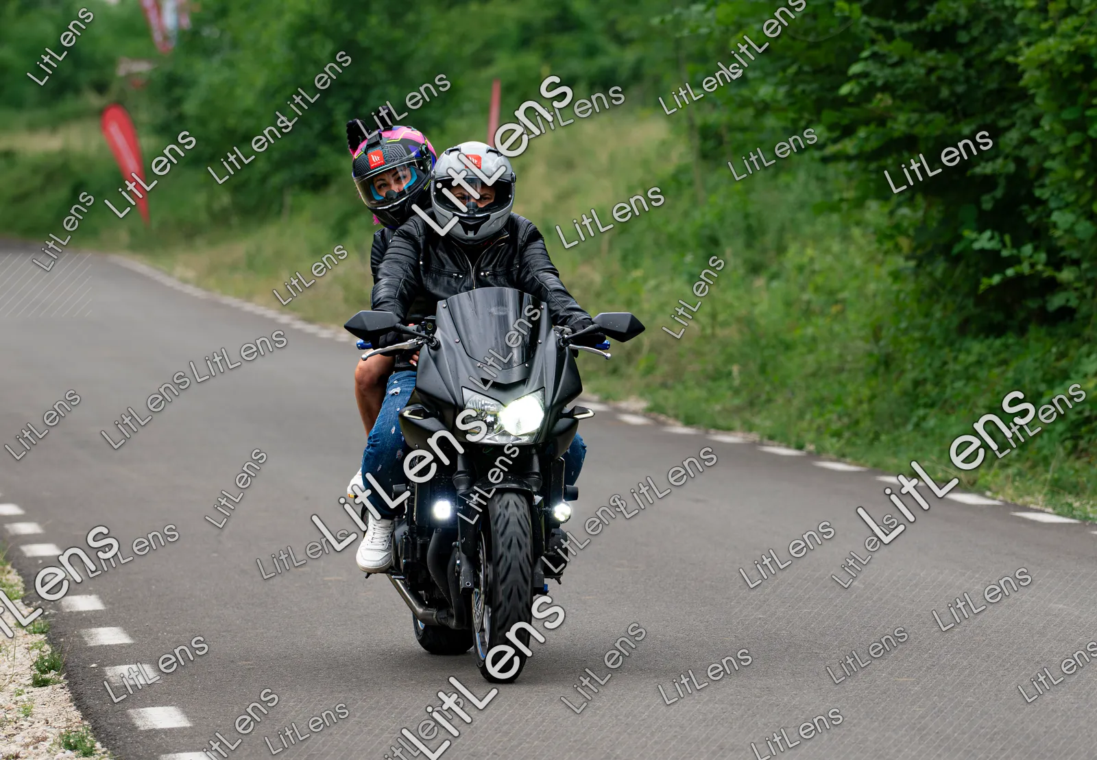 Fotografie din categoria Ride the Vibe ( Ziua 1 )
