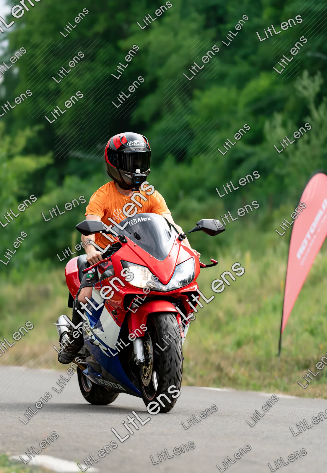 Fotografie din categoria Ride the Vibe ( Ziua 2 )