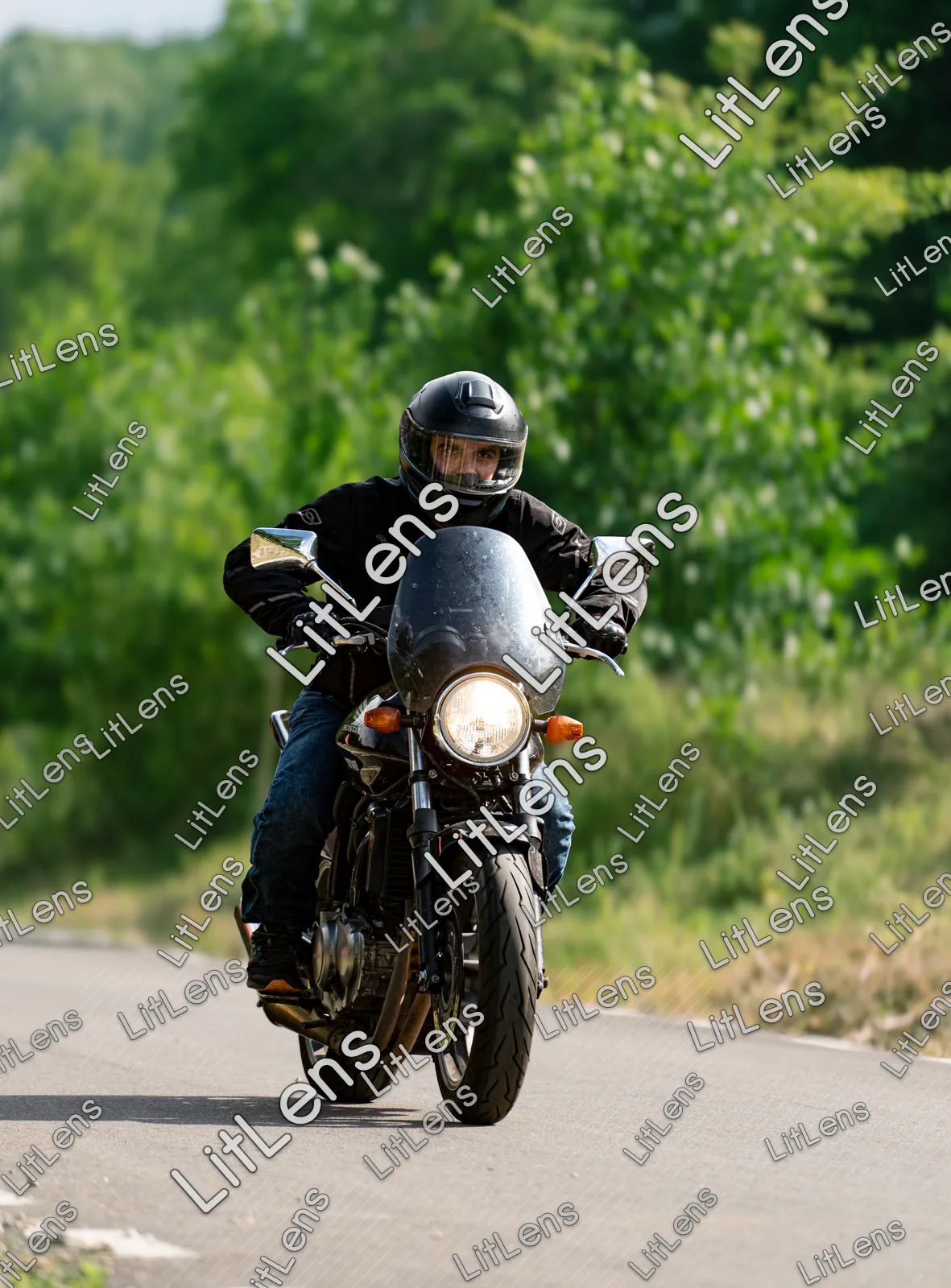 Fotografie din categoria Ride the Vibe ( Ziua 2 )