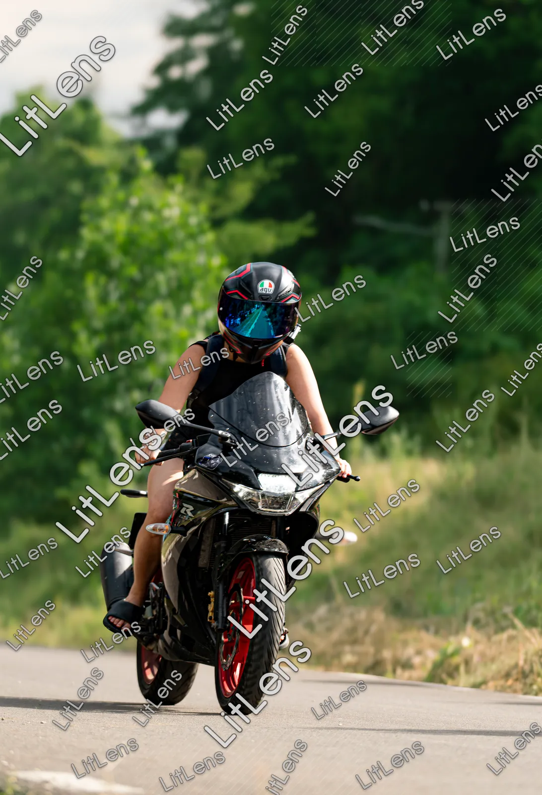 Fotografie din categoria Ride the Vibe ( Ziua 2 )