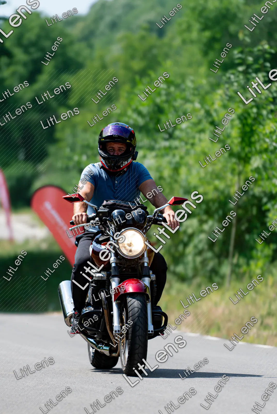 Fotografie din categoria Ride the Vibe ( Ziua 2 )