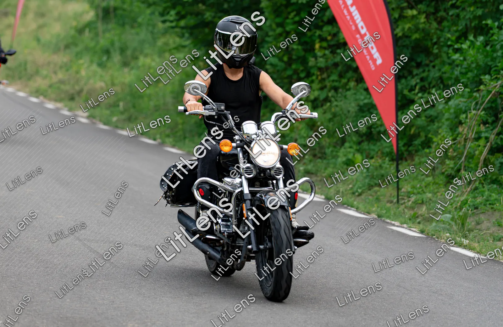 Fotografie din categoria Ride the Vibe ( Ziua 1 )