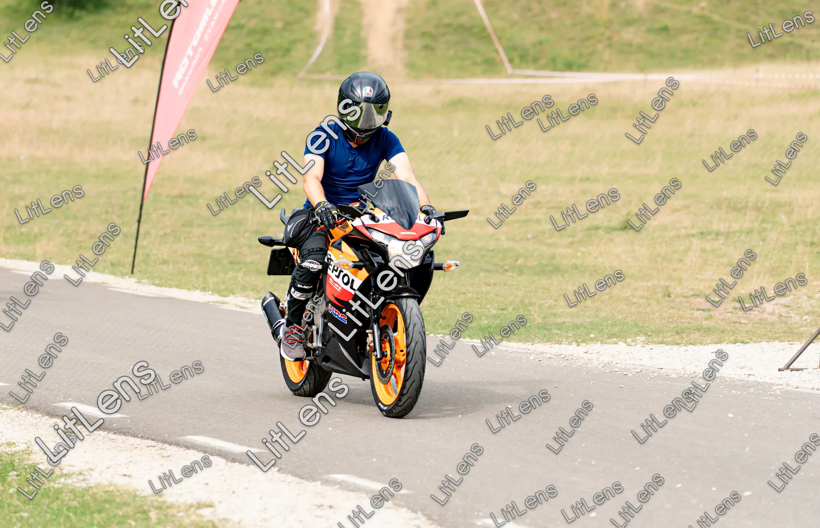 Fotografie din categoria Ride the Vibe ( Ziua 1 )