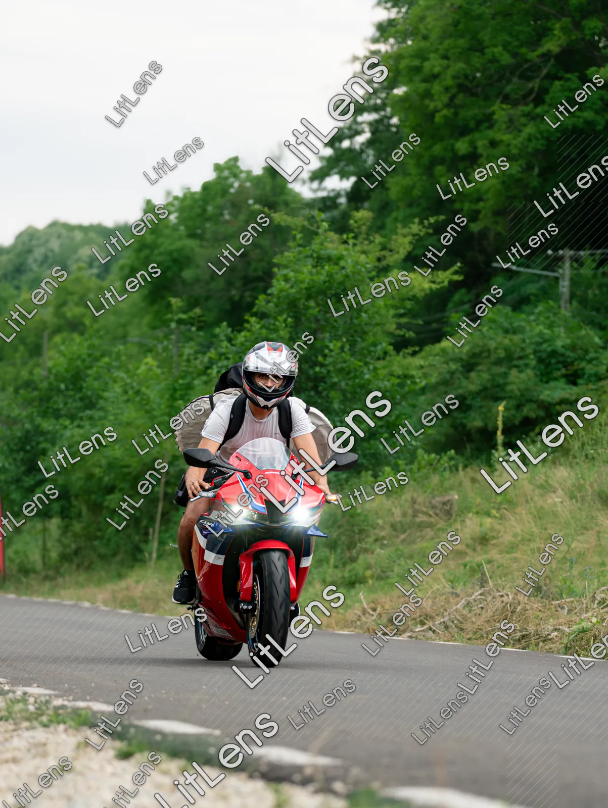 Fotografie din categoria Ride the Vibe ( Ziua 2 )