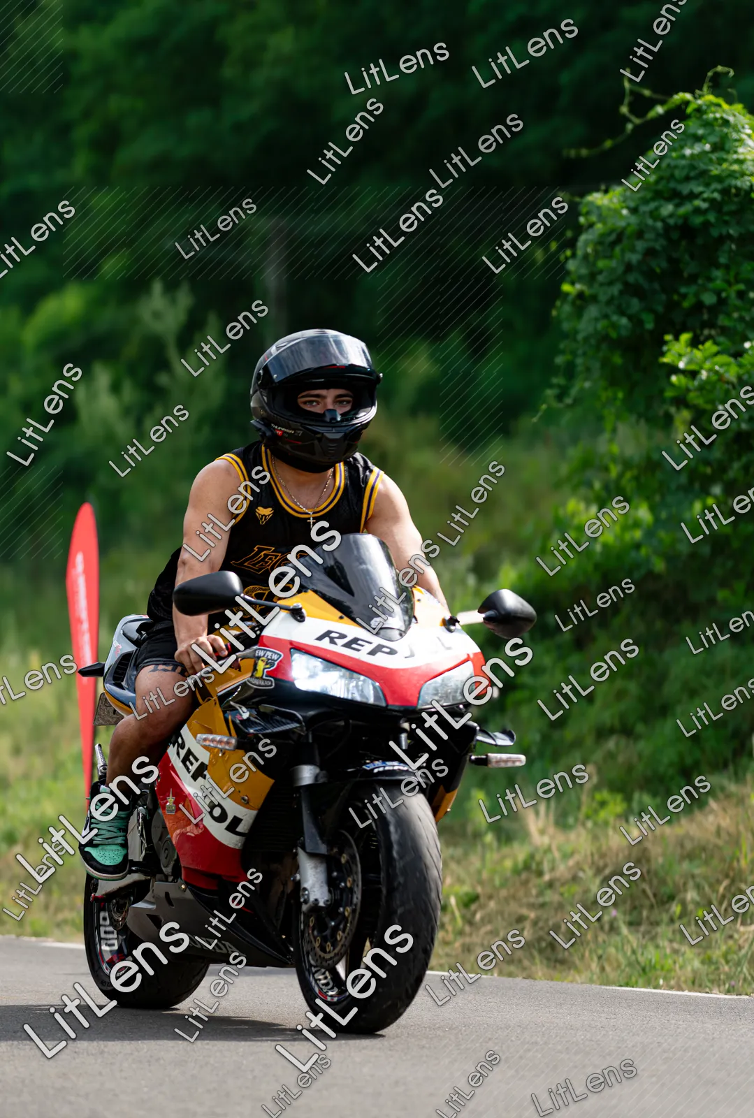 Fotografie din categoria Ride the Vibe ( Ziua 2 )