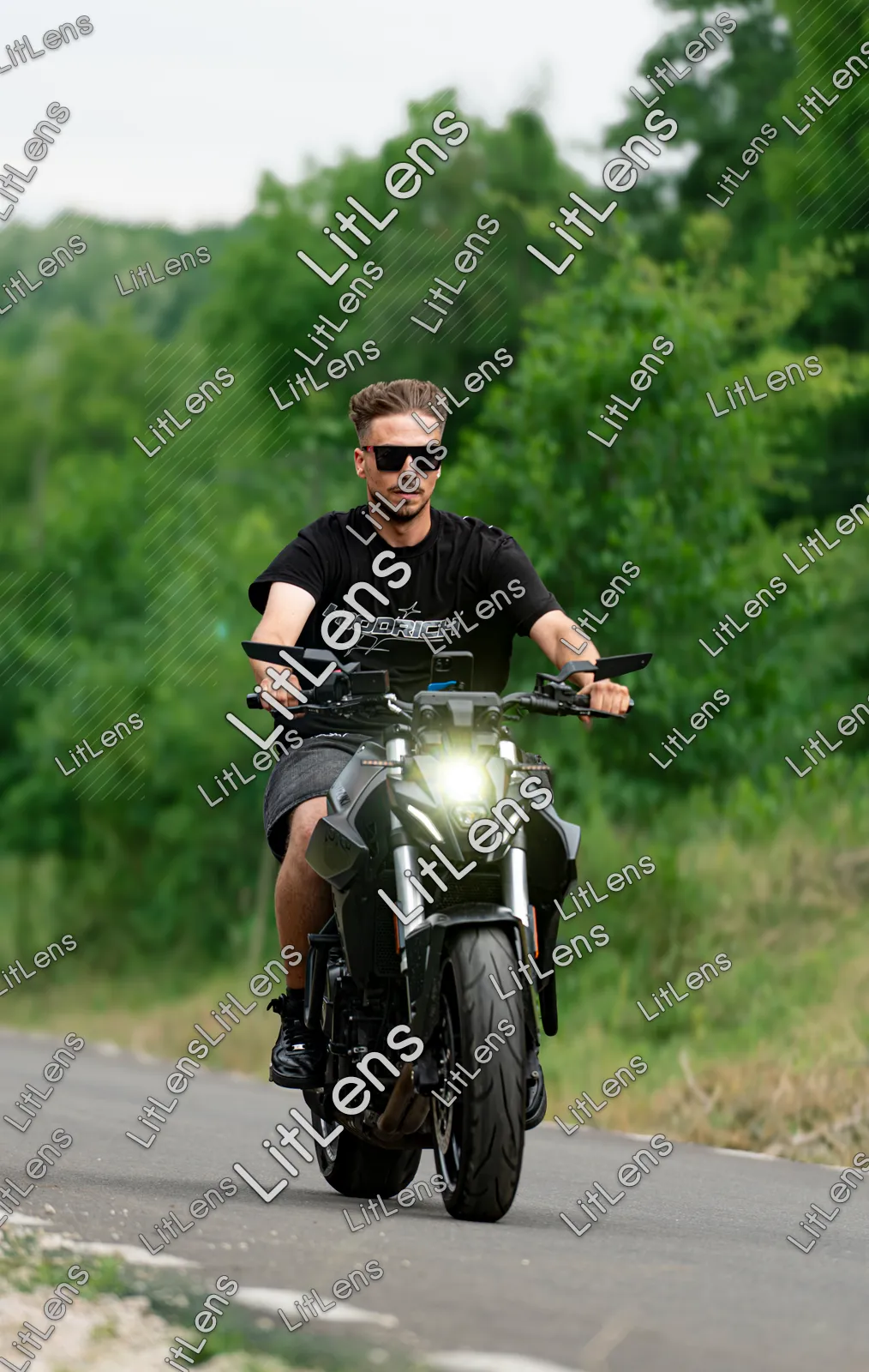 Fotografie din categoria Ride the Vibe ( Ziua 2 )