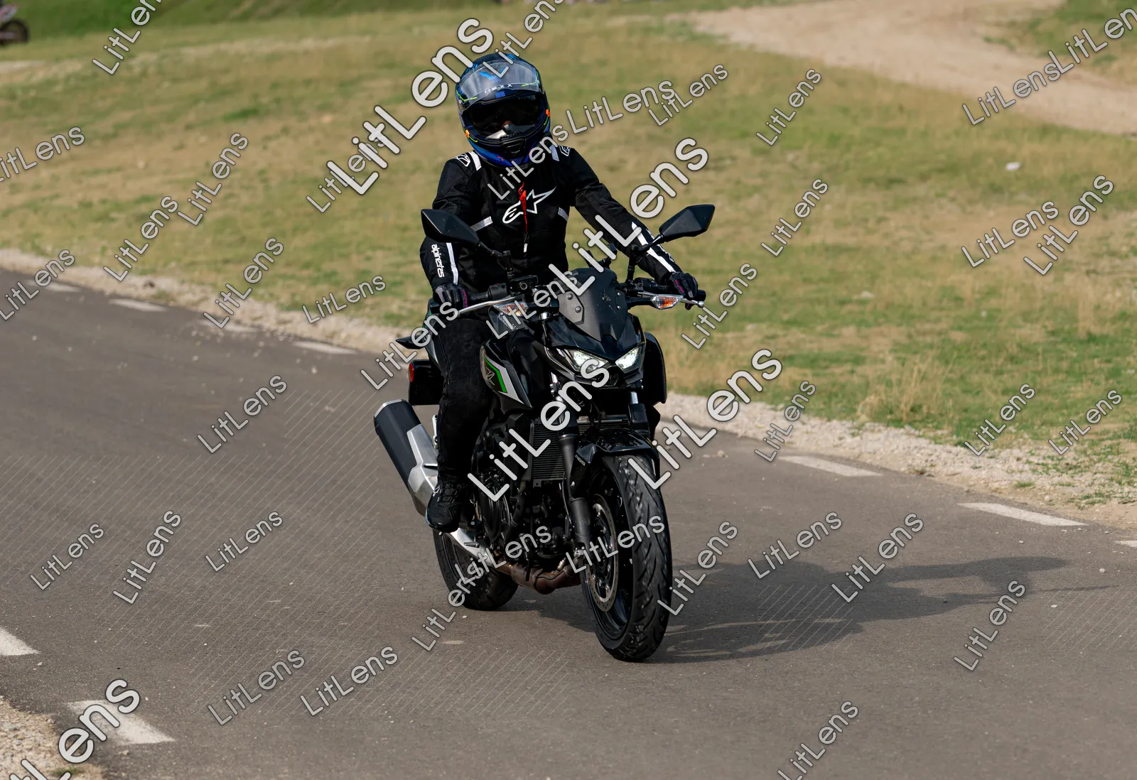 Fotografie din categoria Ride the Vibe ( Ziua 1 )