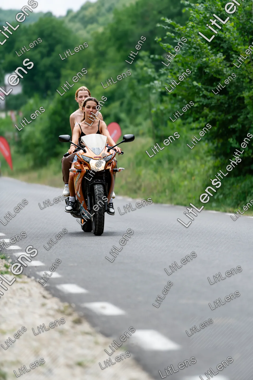 Fotografie din categoria Ride the Vibe ( Ziua 2 )