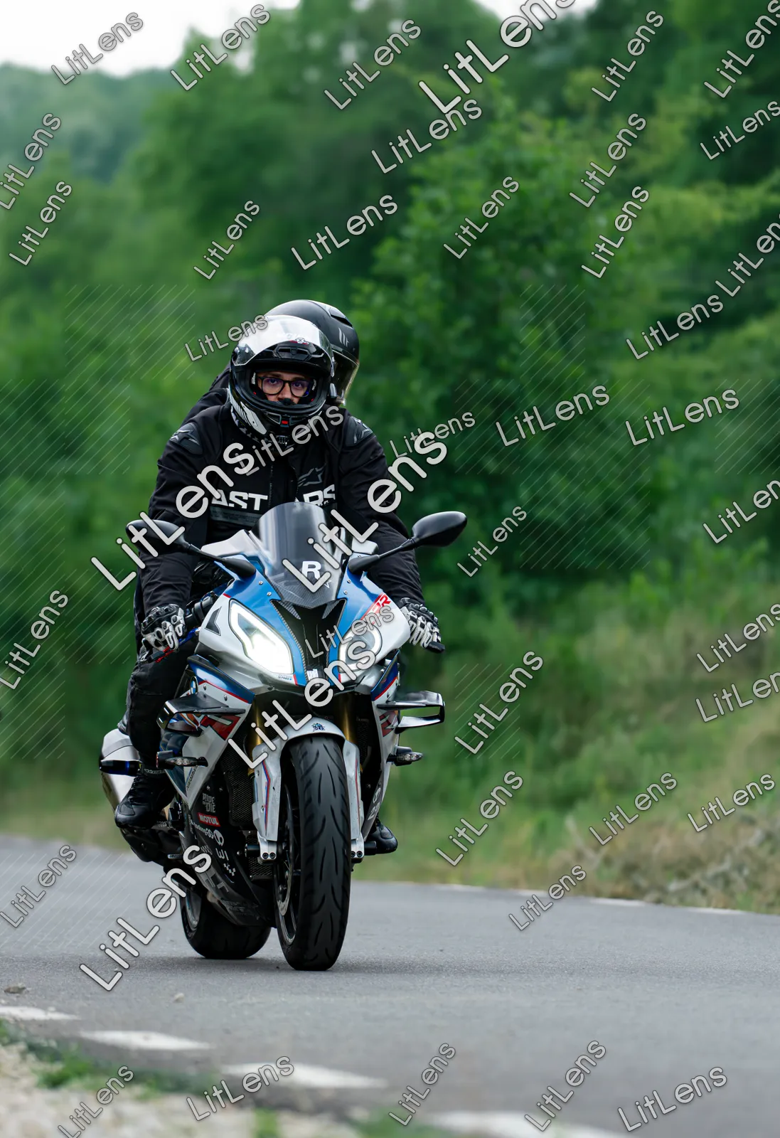 Fotografie din categoria Ride the Vibe ( Ziua 2 )