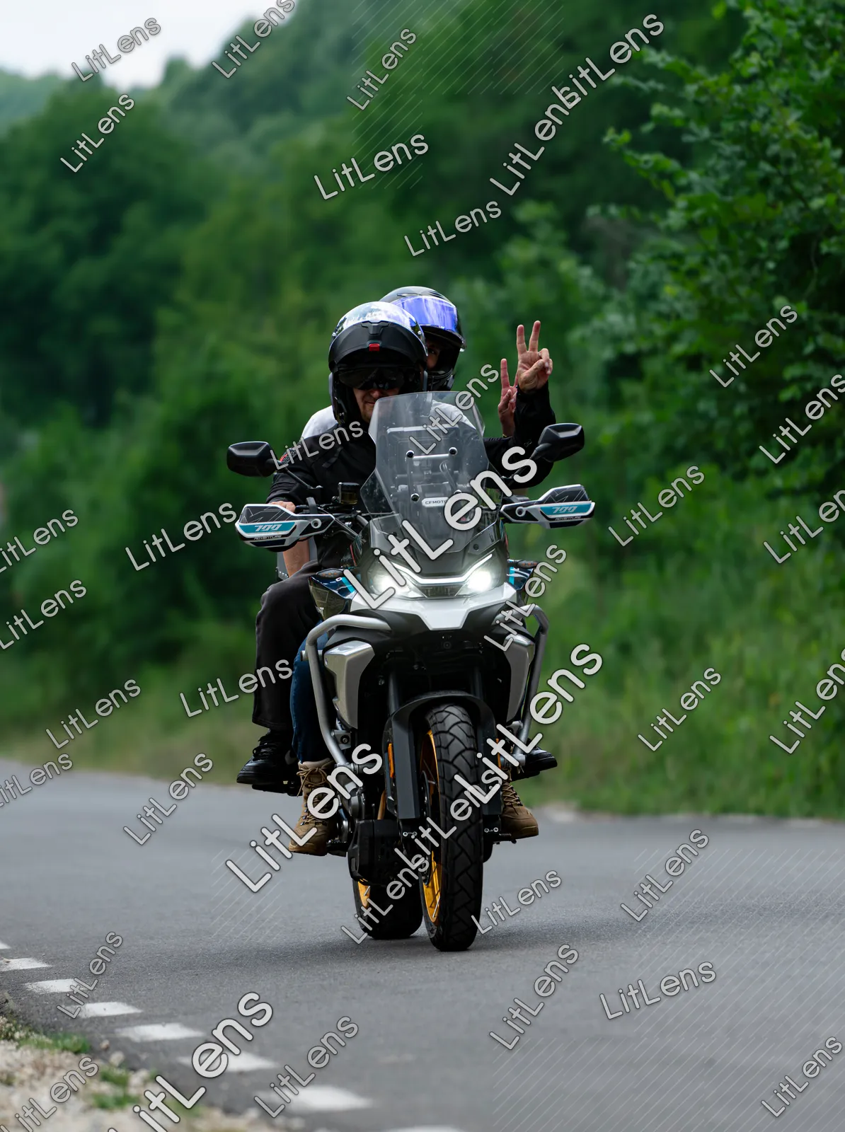 Fotografie din categoria Ride the Vibe ( Ziua 2 )