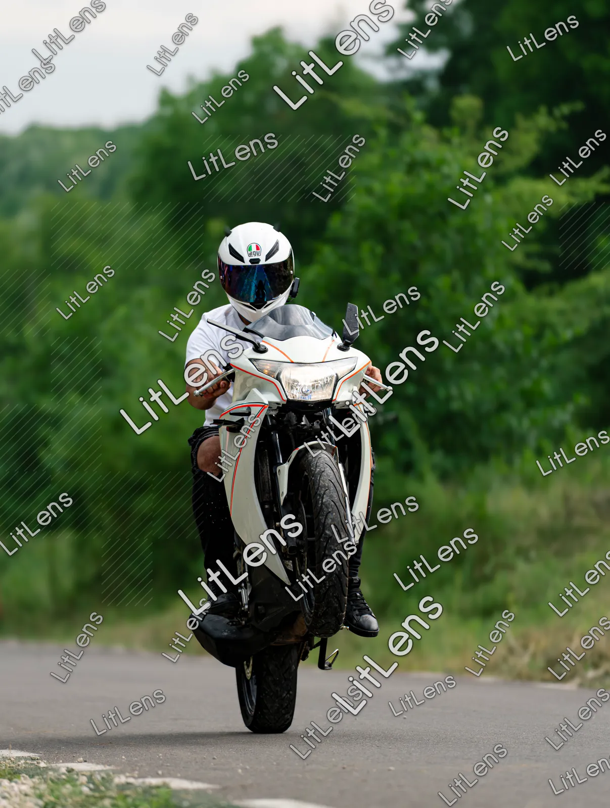 Fotografie din categoria Ride the Vibe ( Ziua 2 )