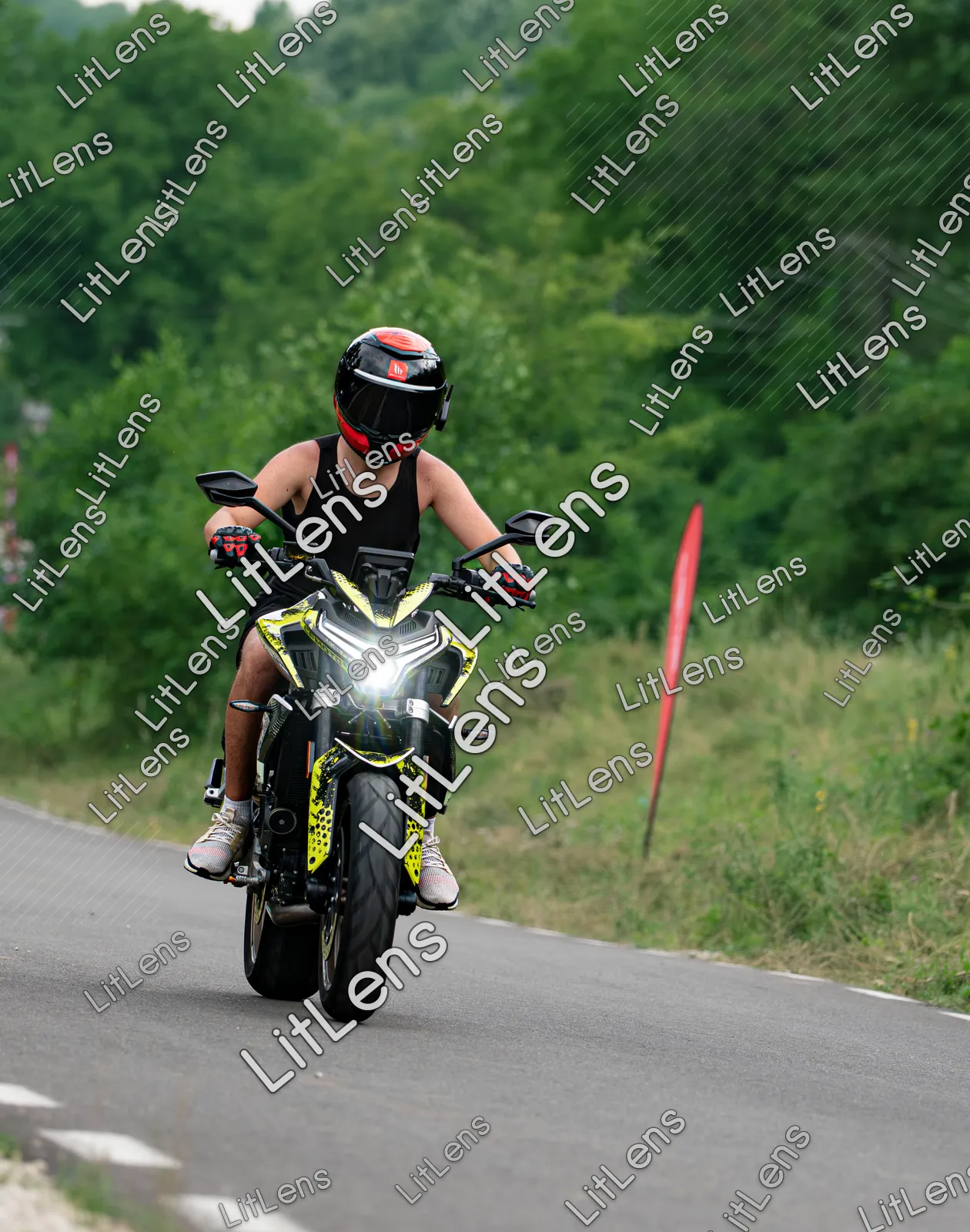 Fotografie din categoria Ride the Vibe ( Ziua 1 )