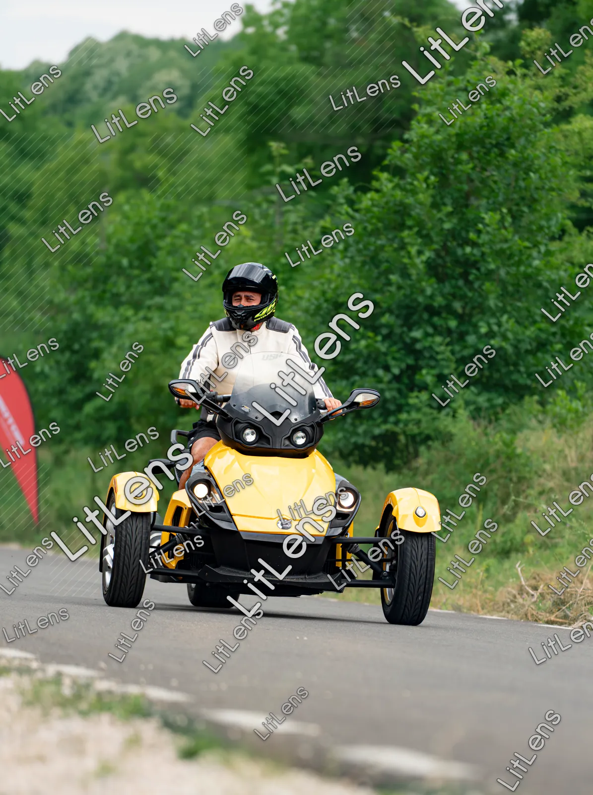 Fotografie din categoria Ride the Vibe ( Ziua 2 )