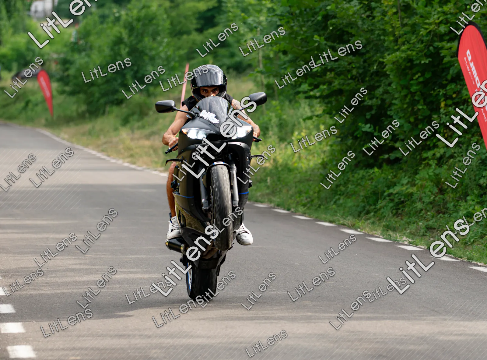 Fotografie din categoria Ride the Vibe ( Ziua 1 )