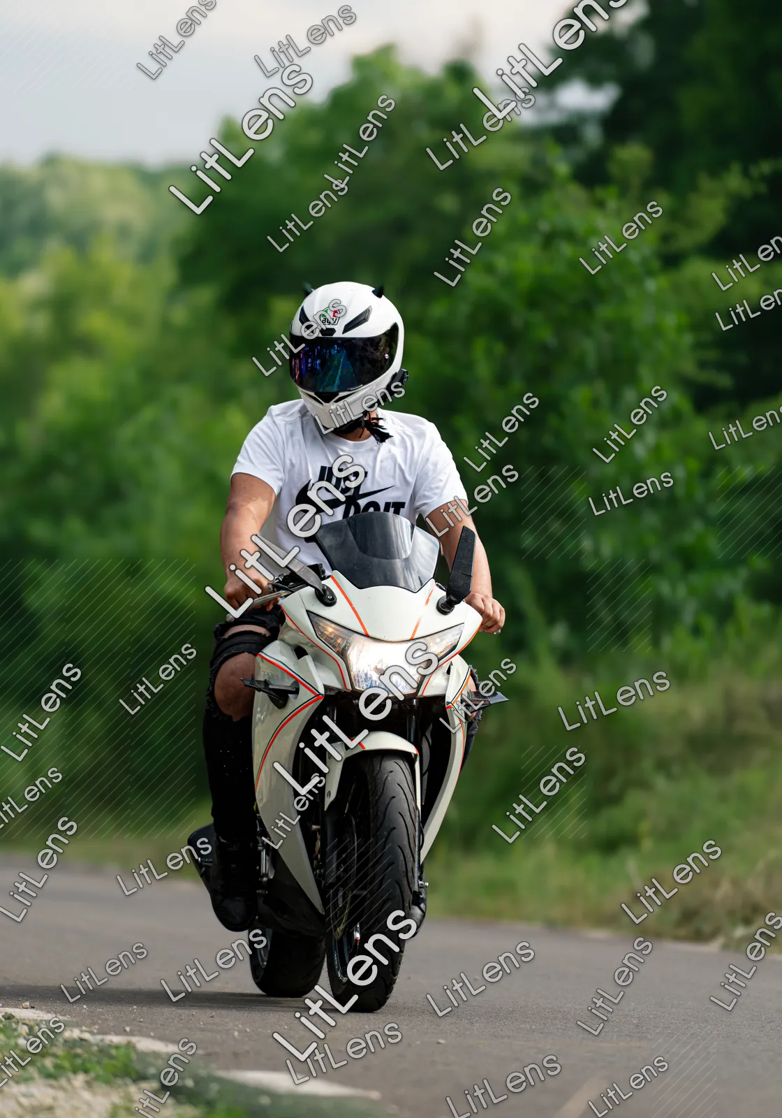 Fotografie din categoria Ride the Vibe ( Ziua 2 )
