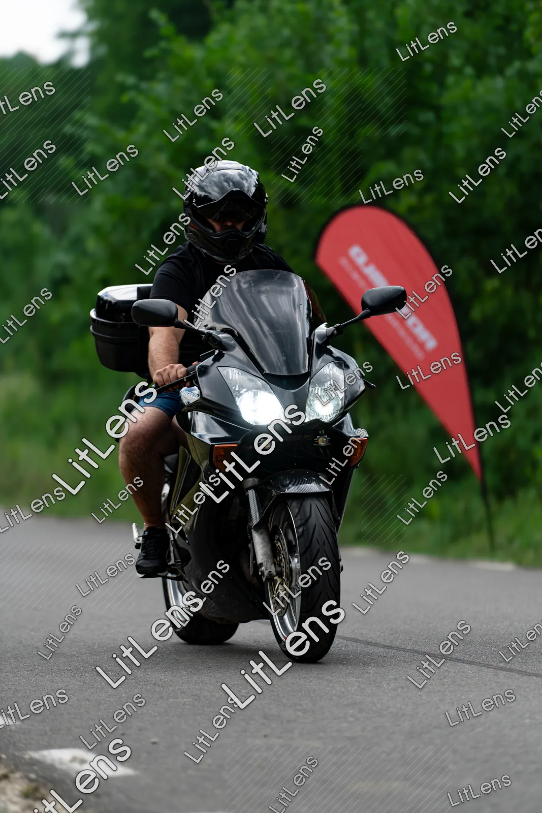 Fotografie din categoria Ride the Vibe ( Ziua 2 )