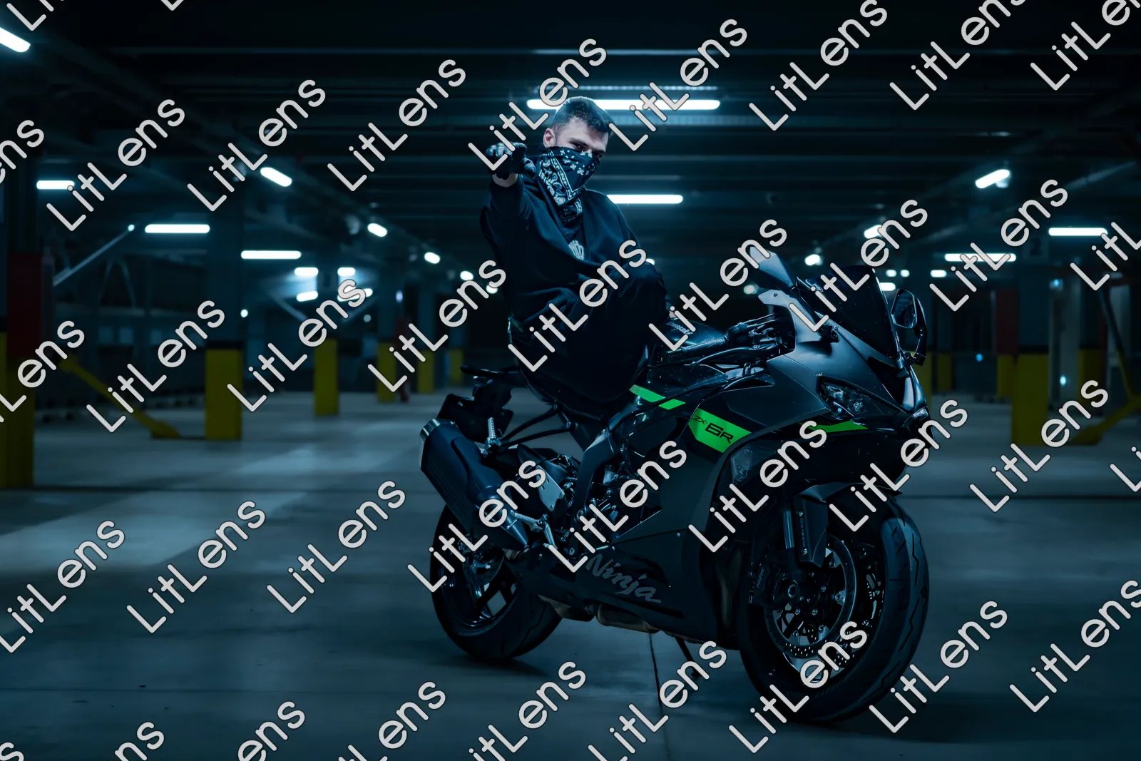 Fotografie din categoria Tudor Arghezi 2 august