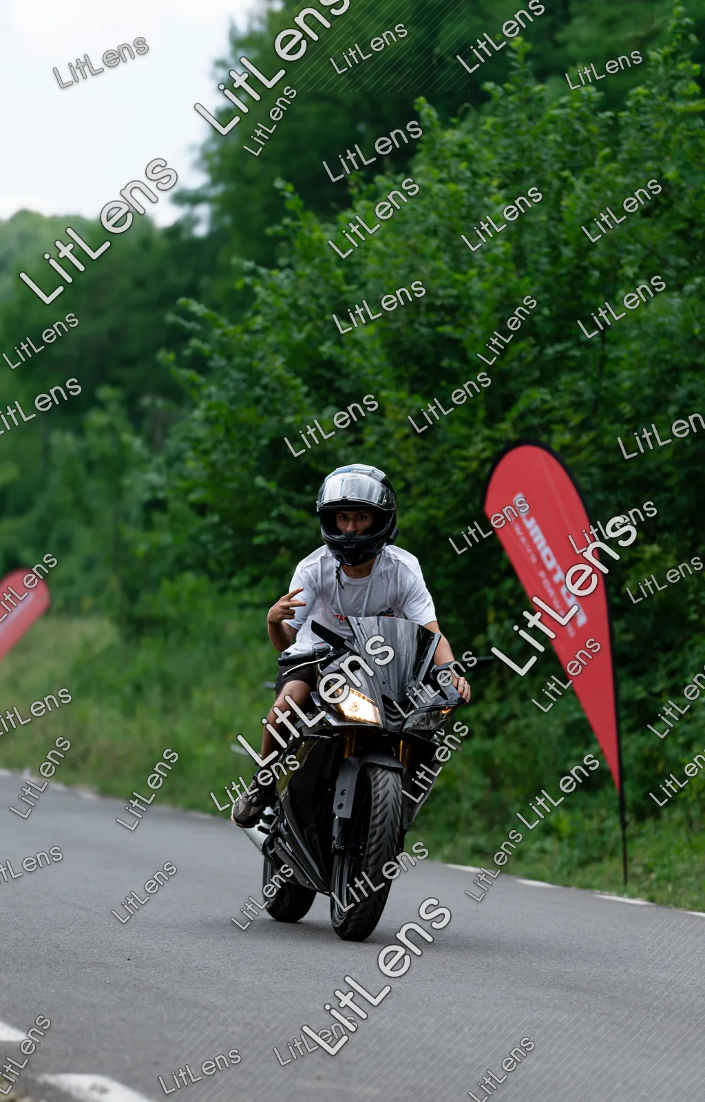 Fotografie din categoria Ride the Vibe ( Ziua 2 )