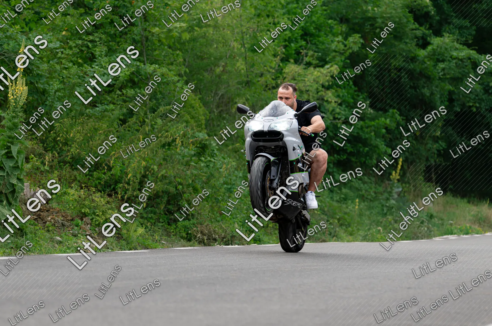 Fotografie din categoria Ride the Vibe ( Ziua 1 )