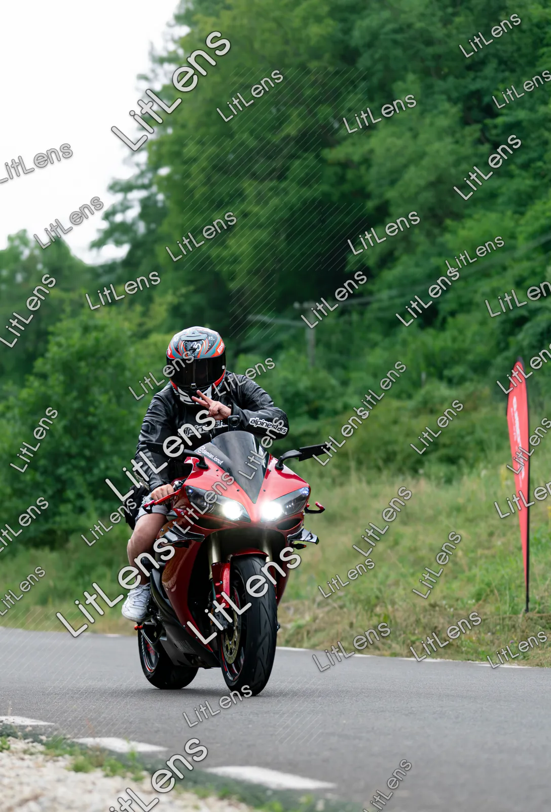 Fotografie din categoria Ride the Vibe ( Ziua 2 )