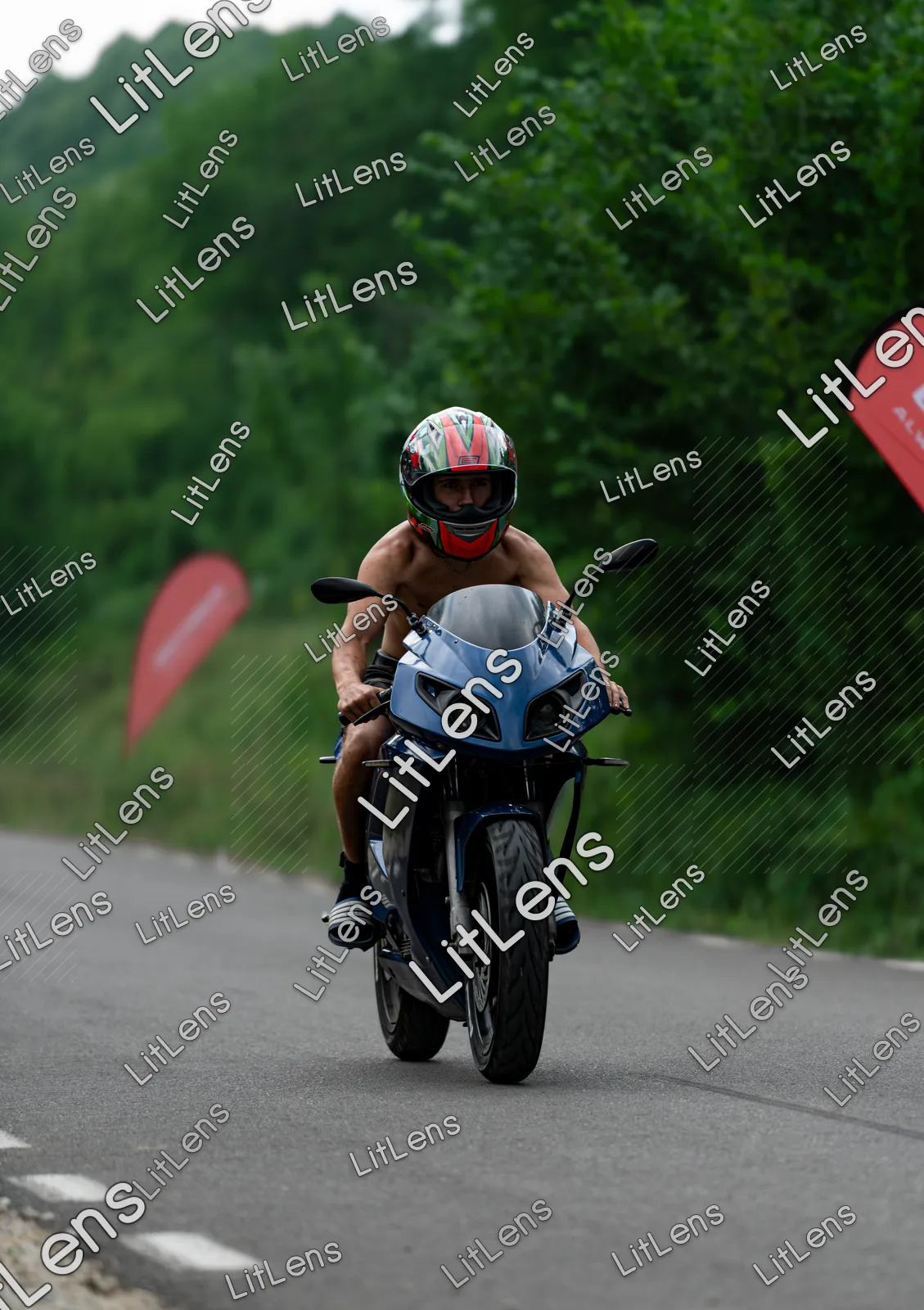 Fotografie din categoria Ride the Vibe ( Ziua 2 )